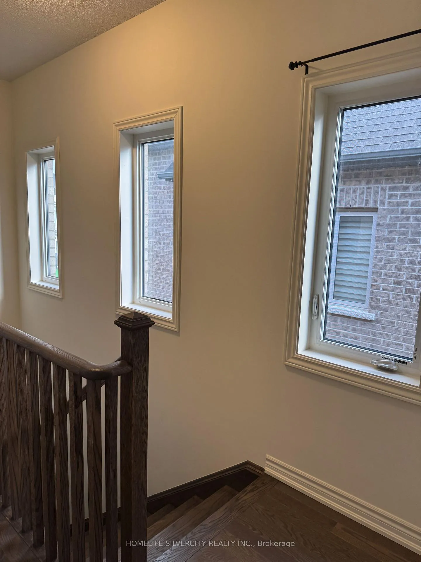 Photo 10 of 1235 Rexton Drive, Oshawa, Kedron — HOMEH
