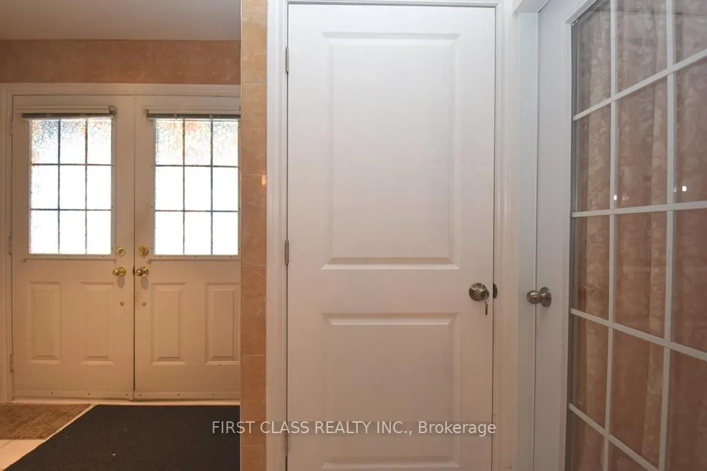 Photo 4 of Unit BSMT1, 126 Viscount Drive, Markham, Berczy — HOMEH