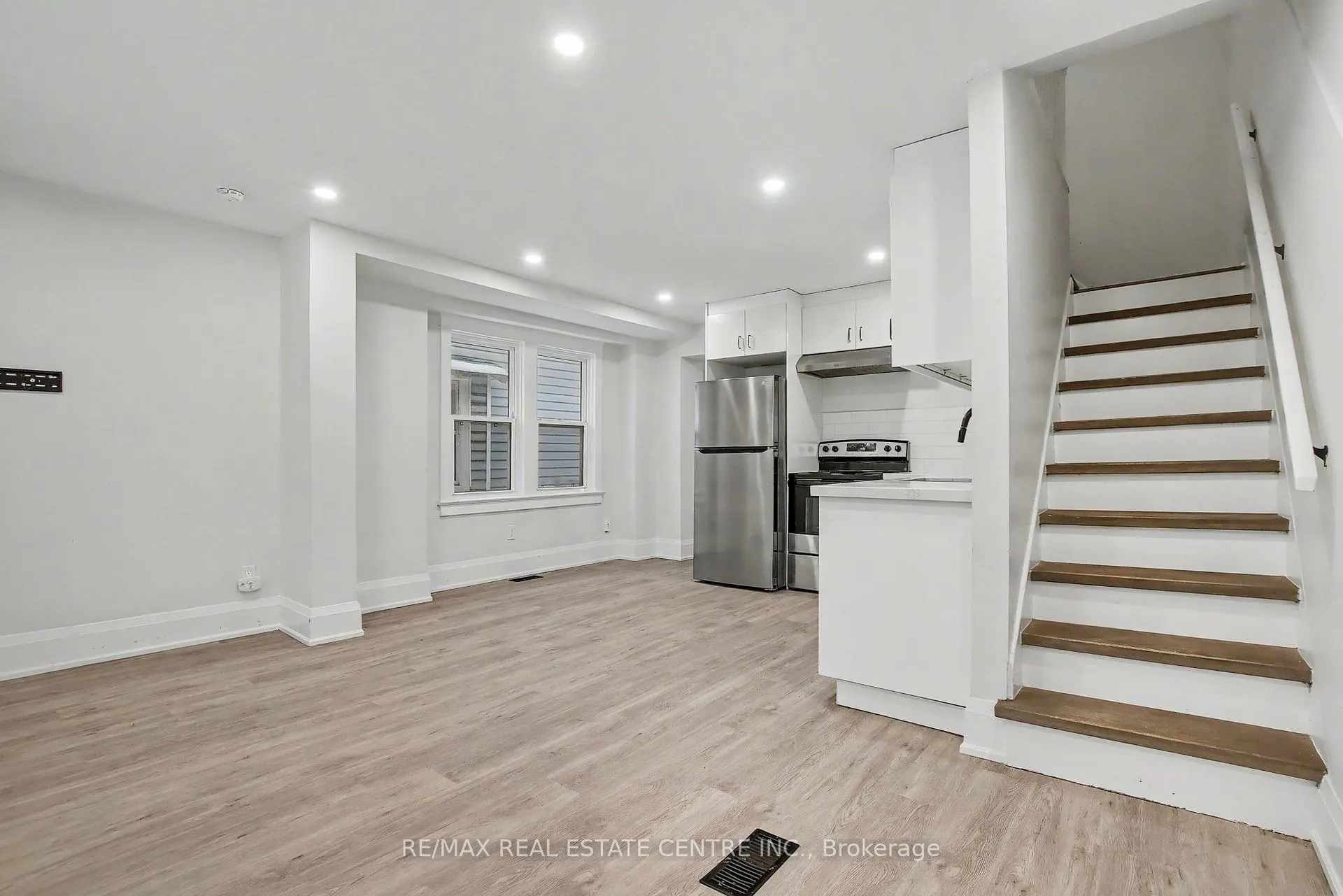 Photo 4 of 33 Dalkeith Avenue, Hamilton, Crown Point — HOMEH