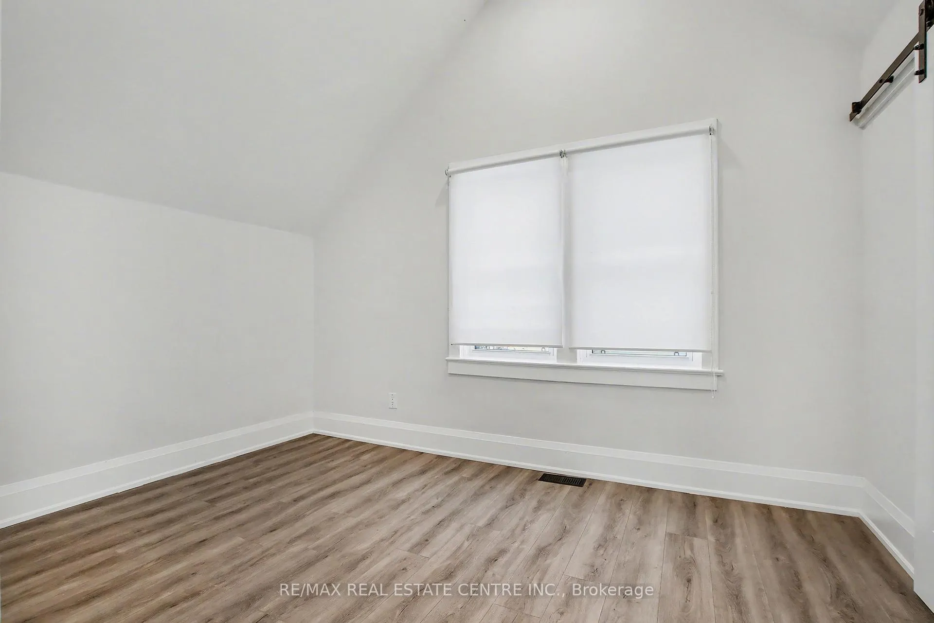 Photo 15 of 33 Dalkeith Avenue, Hamilton, Crown Point — HOMEH