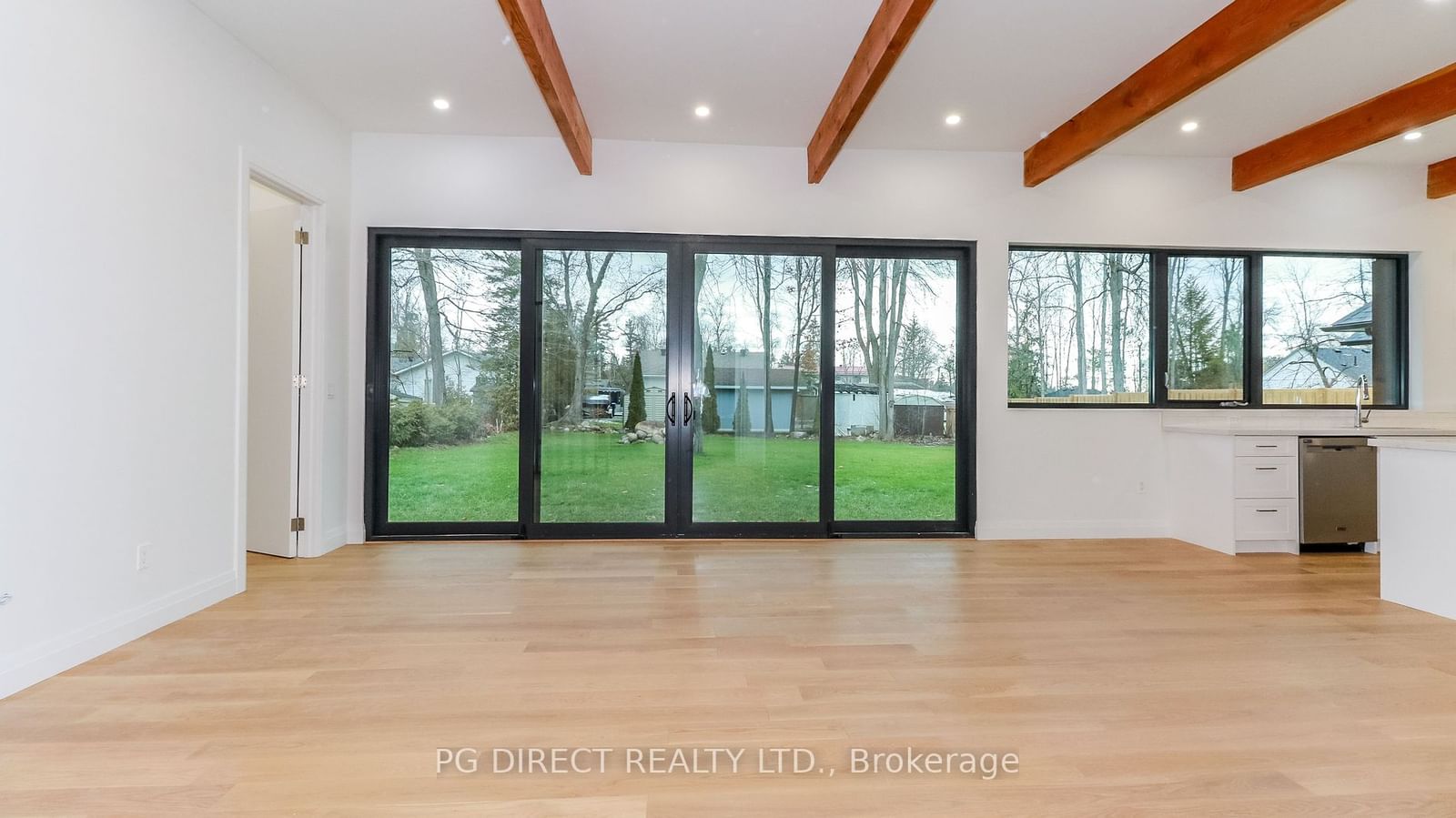 Photo 4 of 866 Kennedy Rd, Innisfil, Alcona — HOMEH