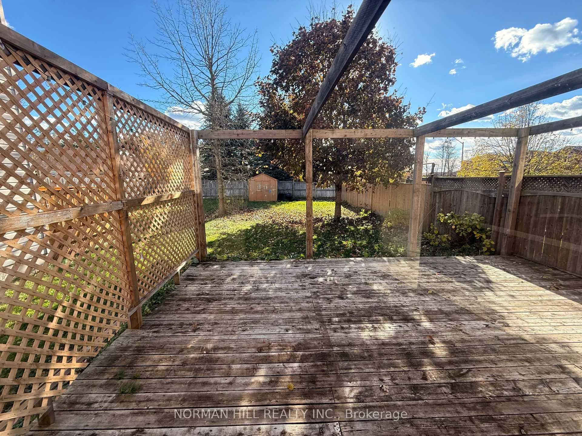Photo 11 of 17 Hewitt Place, Barrie, Georgian Drive — HOMEH