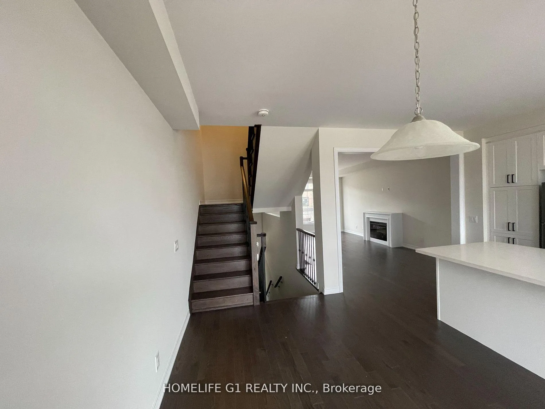 Photo 2 of 16 Morrison Crescent, Whitby, Rural Whitby — HOMEH