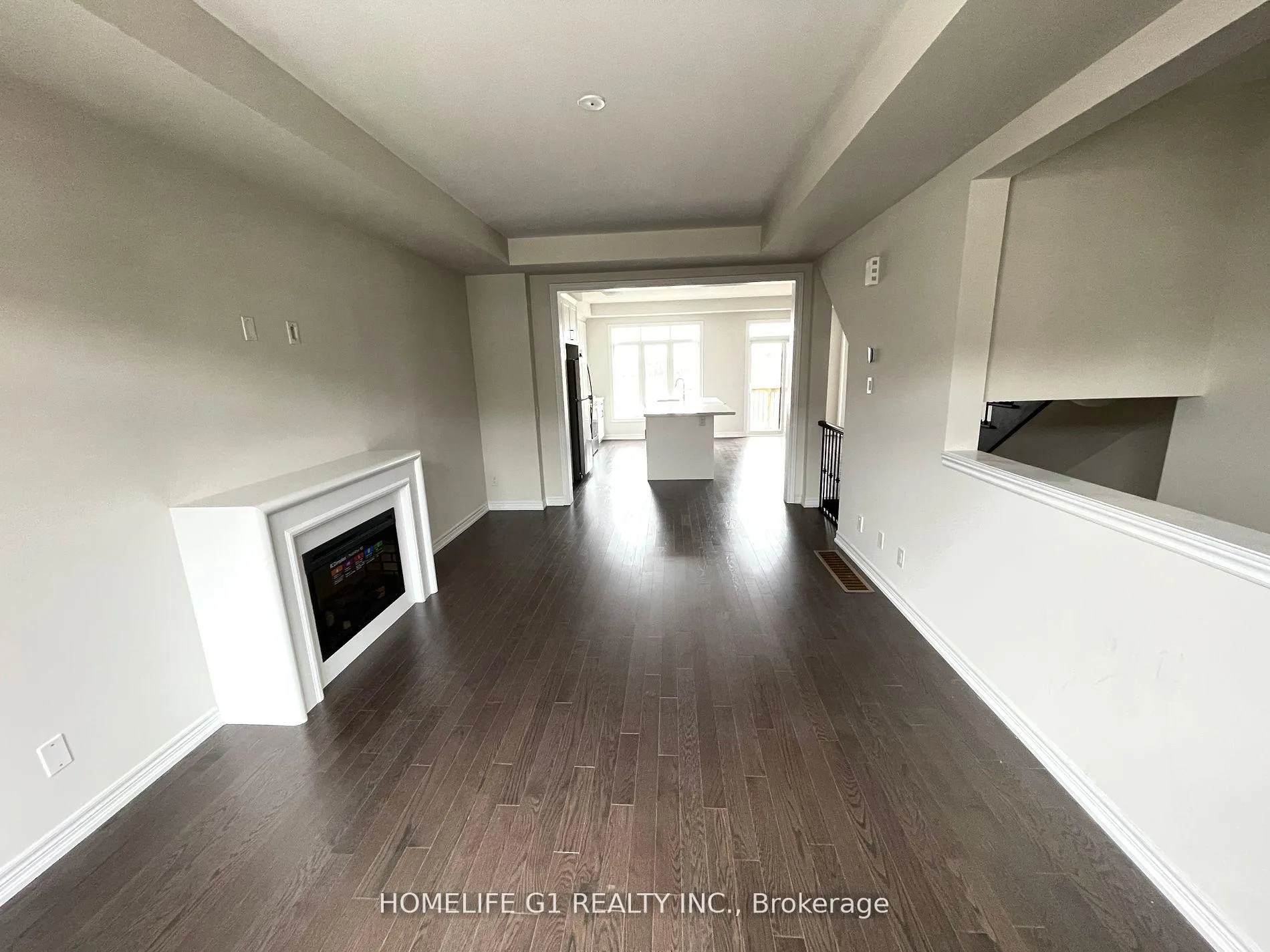 Photo 3 of 16 Morrison Crescent, Whitby, Rural Whitby — HOMEH