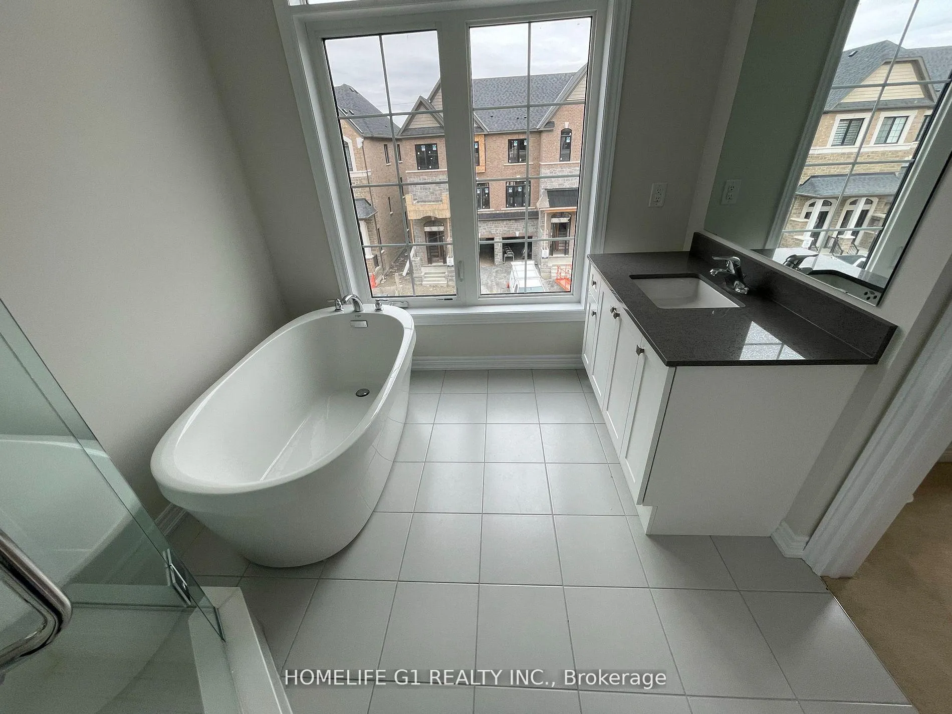 Photo 9 of 16 Morrison Crescent, Whitby, Rural Whitby — HOMEH