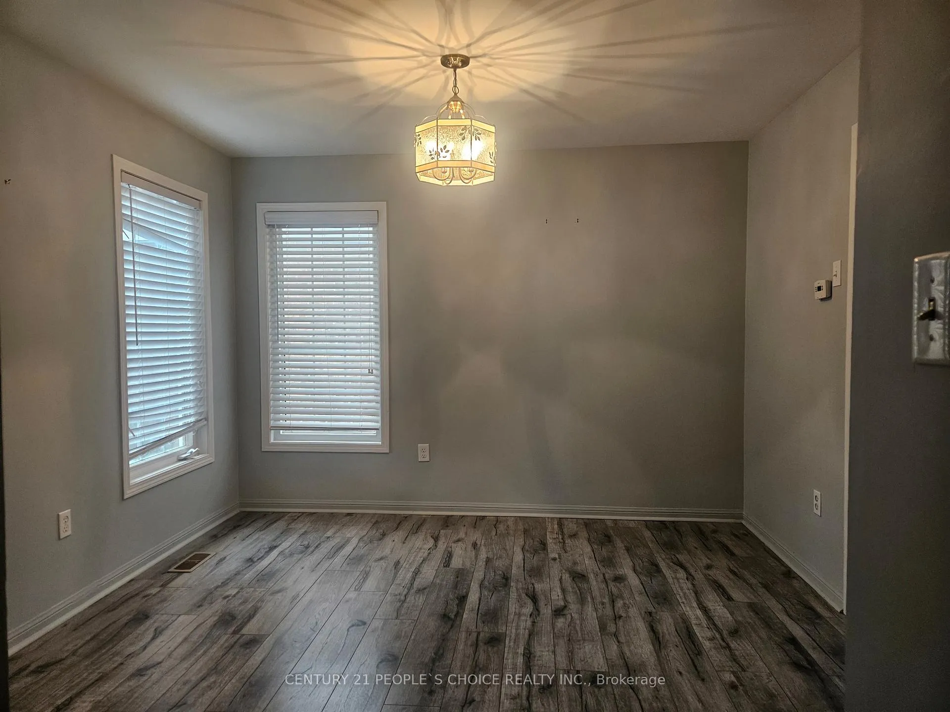 Photo 2 of 24 John W Taylor Avenue, New Tecumseth, Alliston — HOMEH