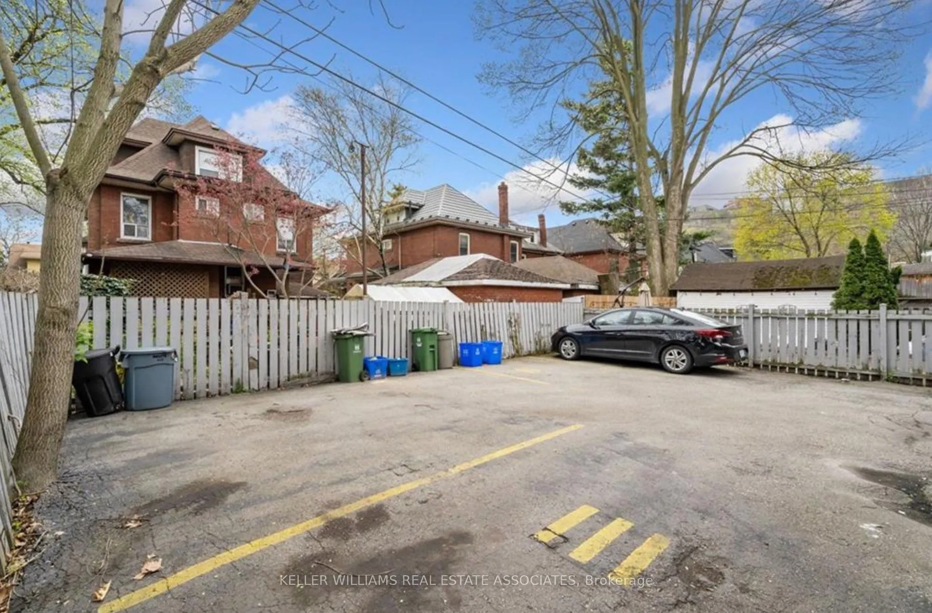 Photo 10 of Unit 2, 207 Fairleigh Avenue S, Hamilton, St. Clair — HOMEH
