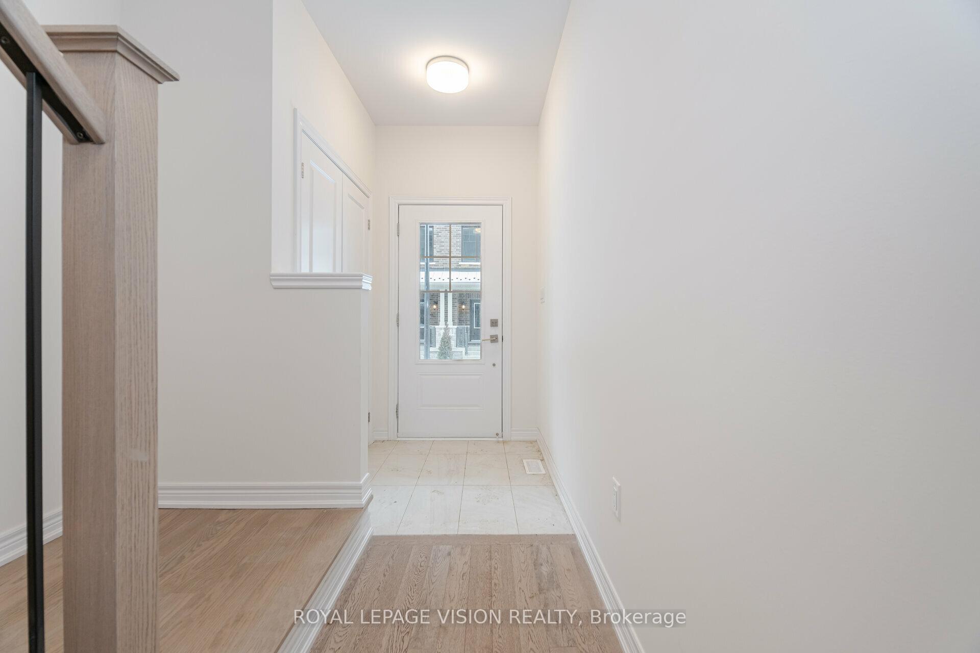Photo 2 of 46 Folcroft Street, Brampton, Credit Valley — HOMEH