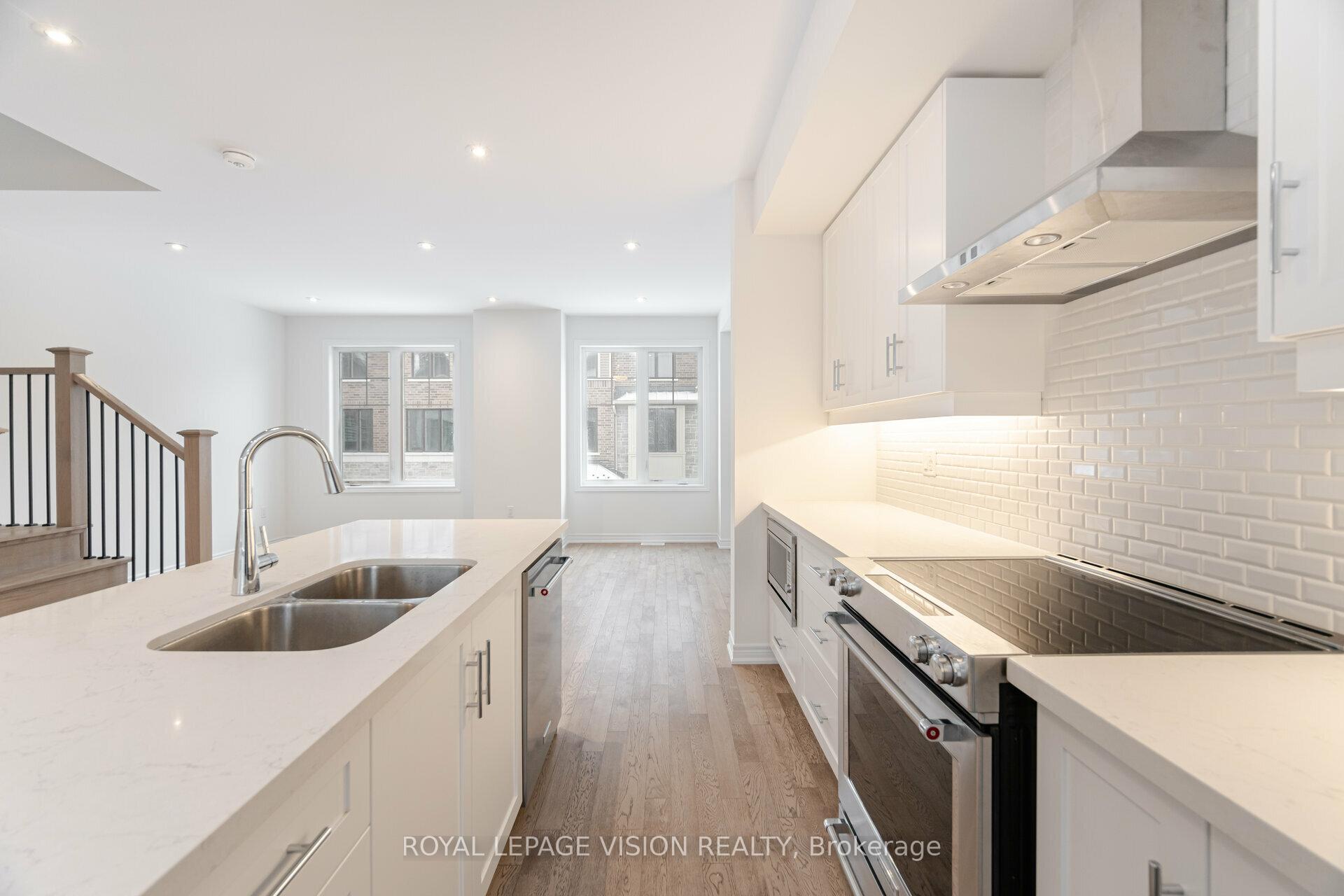Photo 6 of 46 Folcroft Street, Brampton, Credit Valley — HOMEH