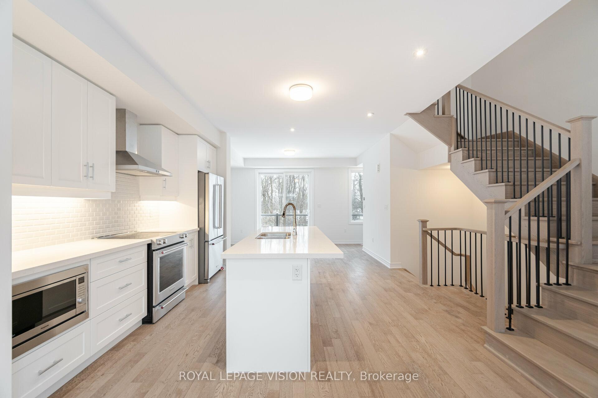Photo 11 of 46 Folcroft Street, Brampton, Credit Valley — HOMEH