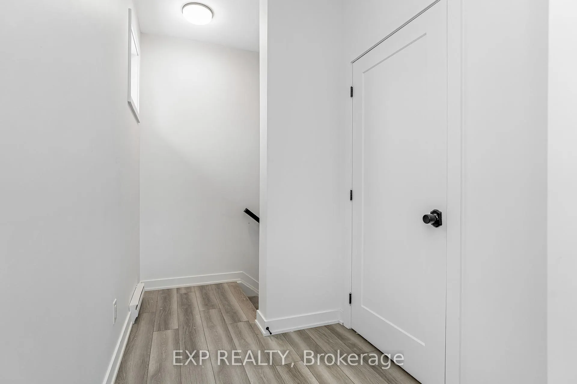 Photo 18 of Unit Unit A, 1373 Louis Lane, Ottawa, Cyrville Rd./Industrial Park — HOMEH