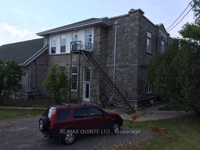 Photo 3 of 25 Manley Drive, Belleville, Belleville Ward — HOMEH