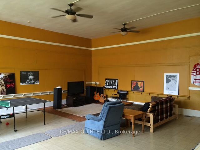 Photo 9 of 25 Manley Drive, Belleville, Belleville Ward — HOMEH