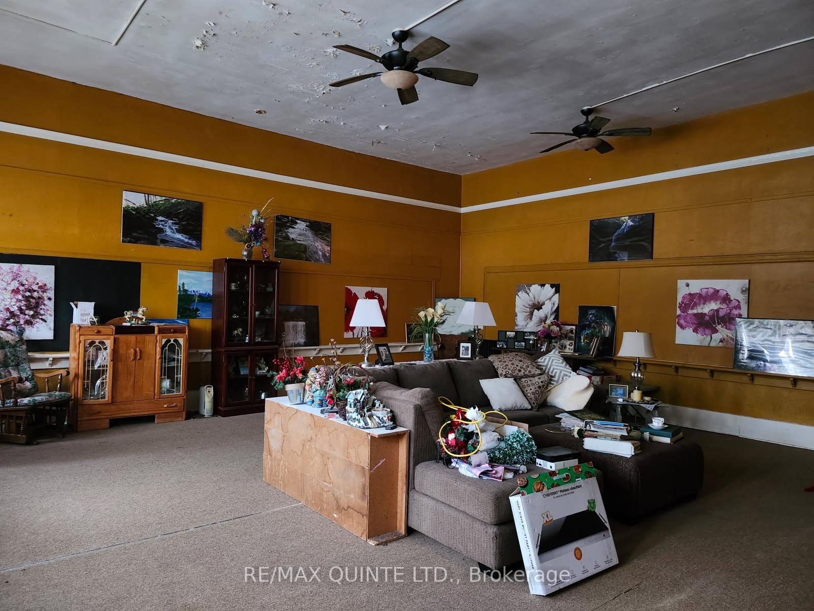 Photo 10 of 25 Manley Drive, Belleville, Belleville Ward — HOMEH