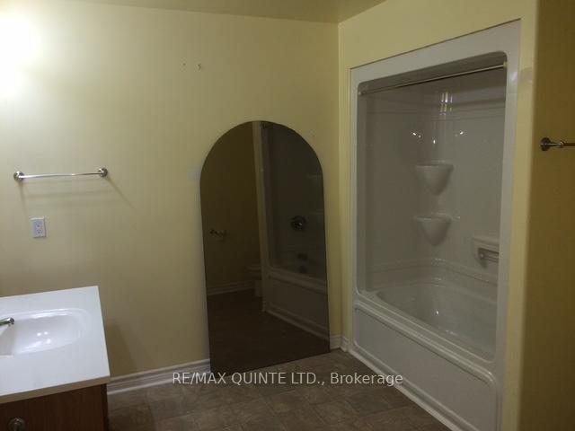 Photo 35 of 25 Manley Drive, Belleville, Belleville Ward — HOMEH