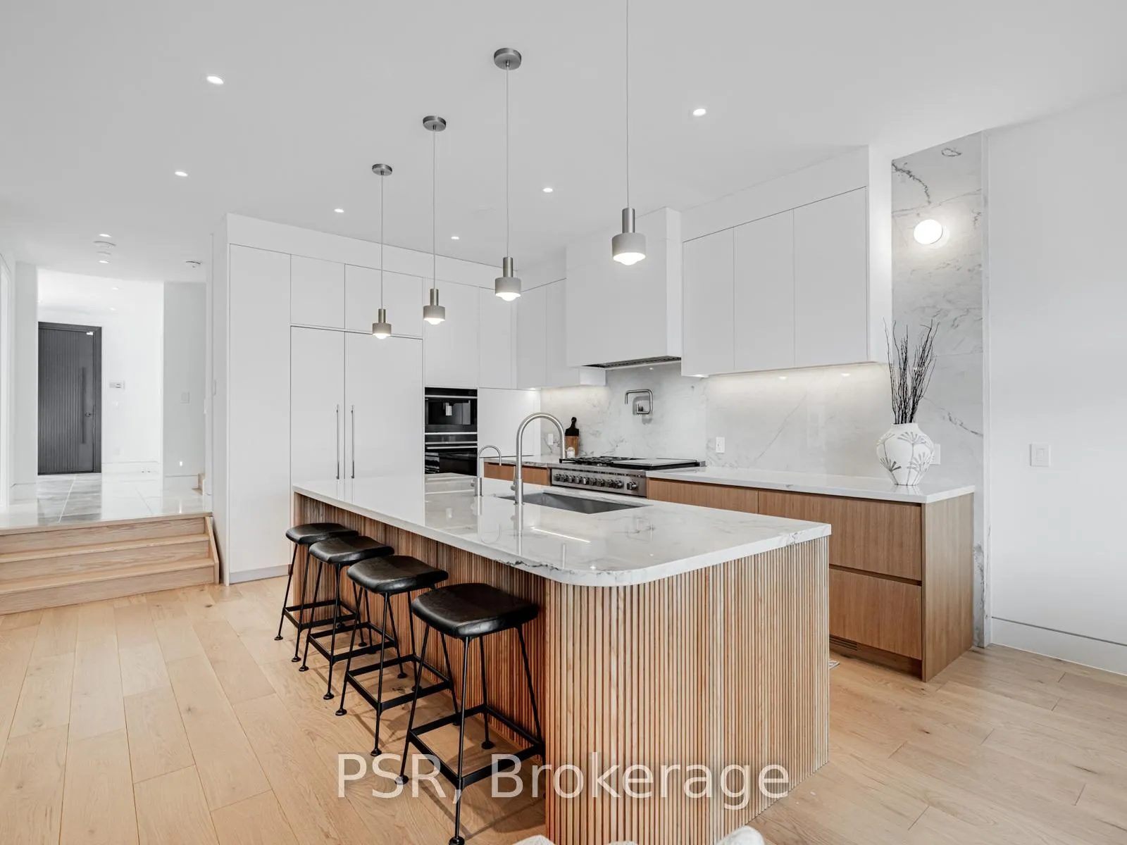 Photo 11 of 86 Chudleigh Avenue, Toronto, Lawrence Park South — HOMEH