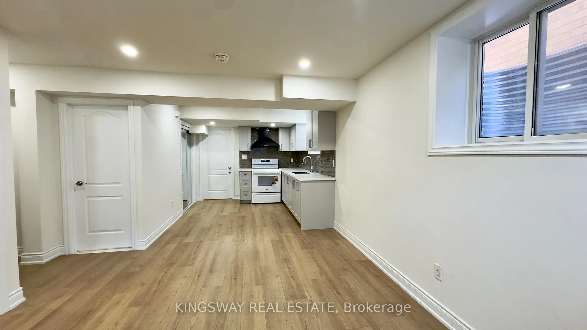 Photo 2 of Unit Basement, 329 Blinco Terrace, Milton, Clarke — HOMEH