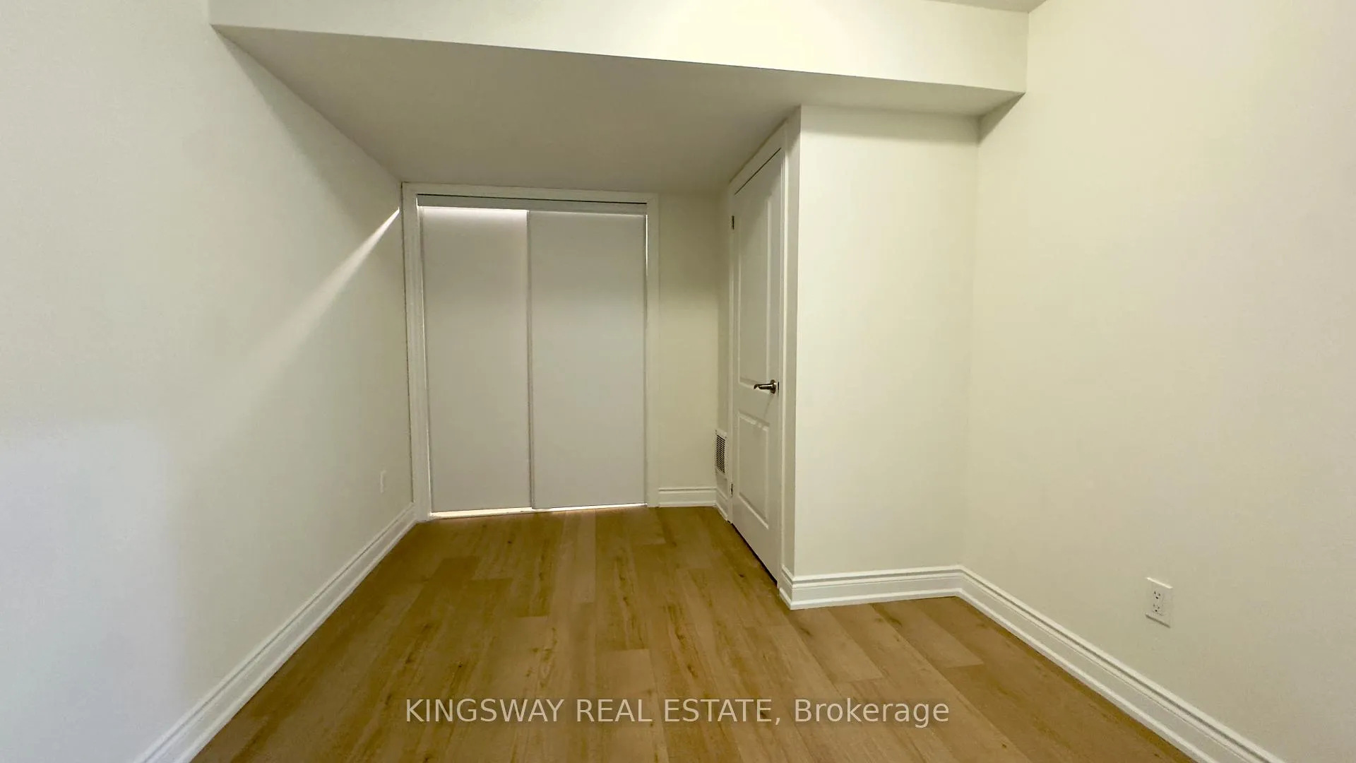 Photo 10 of Unit Basement, 329 Blinco Terrace, Milton, Clarke — HOMEH