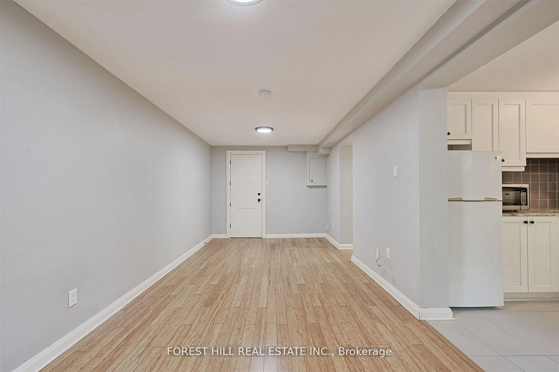 Photo 5 of Unit B, 345 Walmer Road, Toronto, Casa Loma — HOMEH
