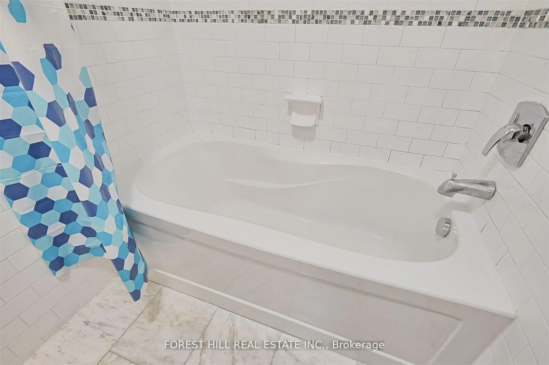 Photo 16 of Unit B, 345 Walmer Road, Toronto, Casa Loma — HOMEH