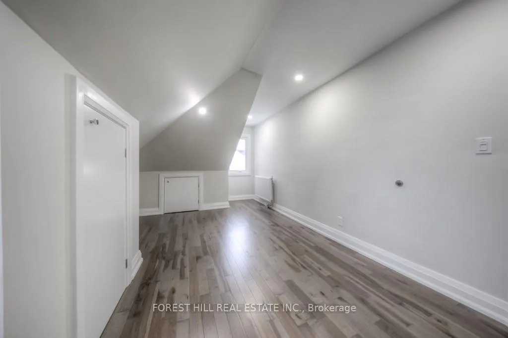 Photo 7 of Unit #3, 1747 Bathurst Street, Toronto, Forest Hill South — HOMEH
