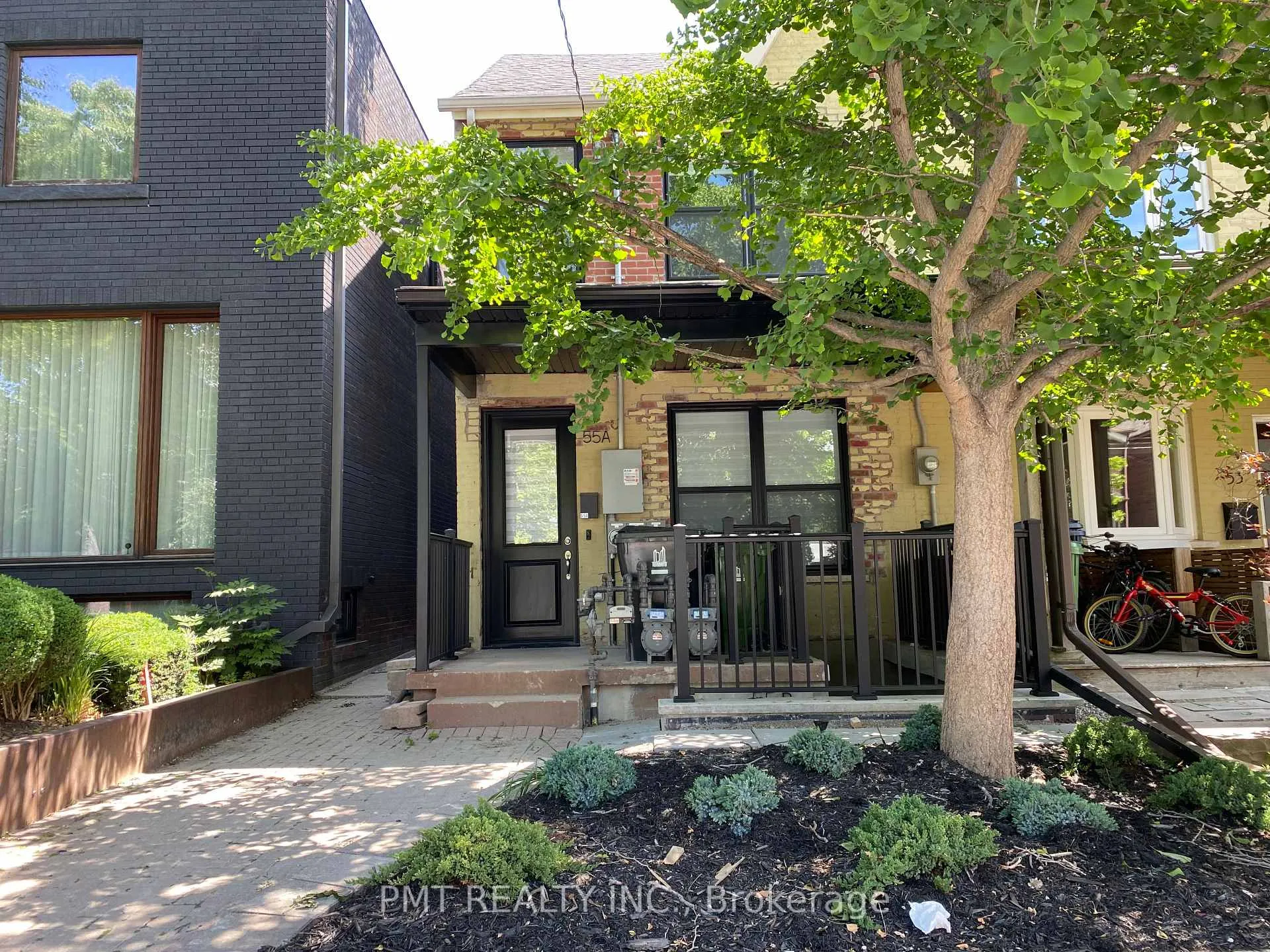 Photo 1 of Unit Bsmt, 55 Markham Street, Toronto, Trinity-Bellwoods — HOMEH