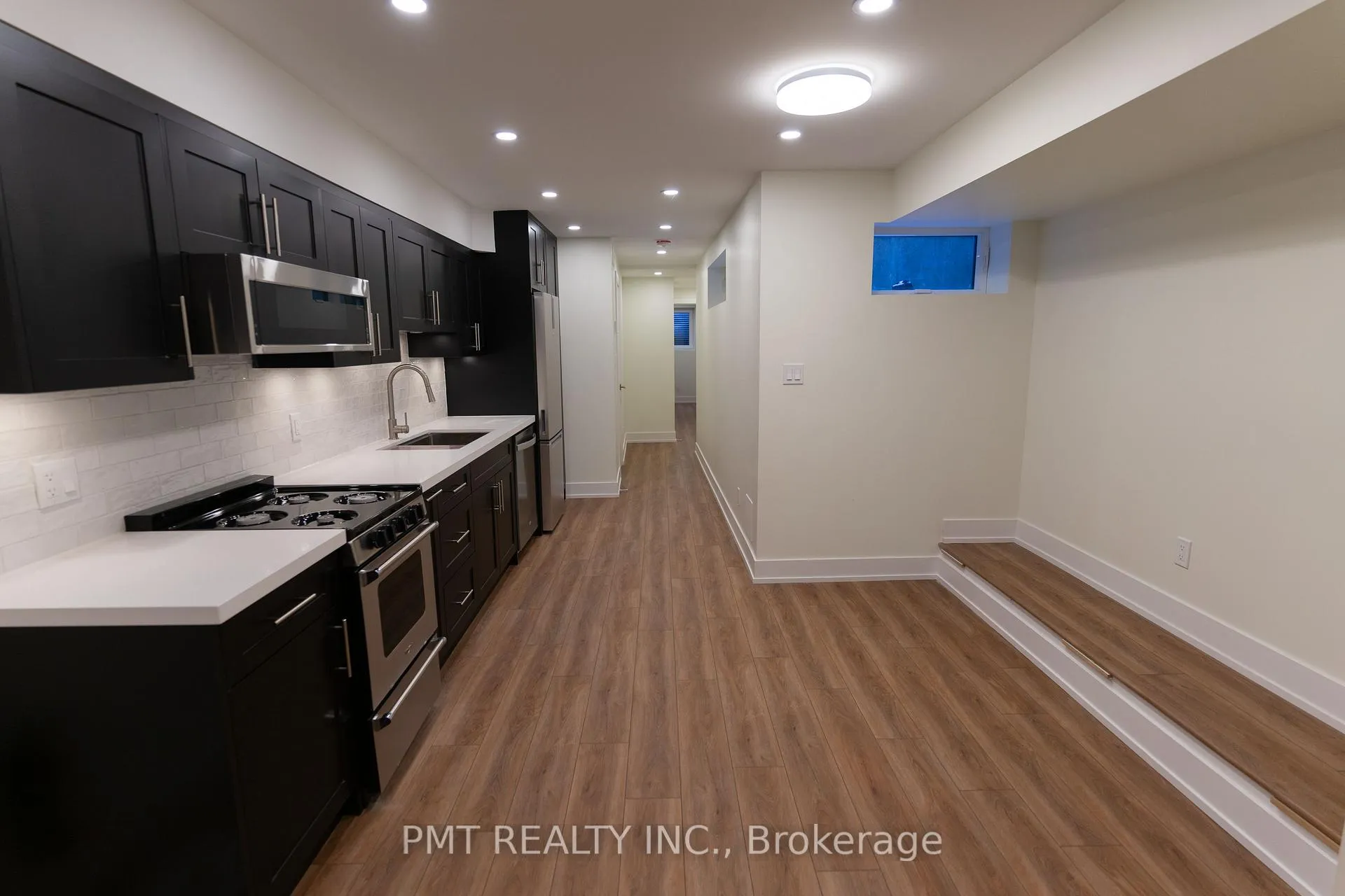 Photo 2 of Unit Bsmt, 55 Markham Street, Toronto, Trinity-Bellwoods — HOMEH
