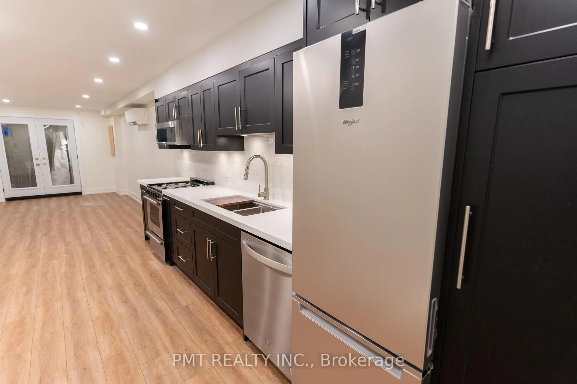 Photo 5 of Unit Bsmt, 55 Markham Street, Toronto, Trinity-Bellwoods — HOMEH
