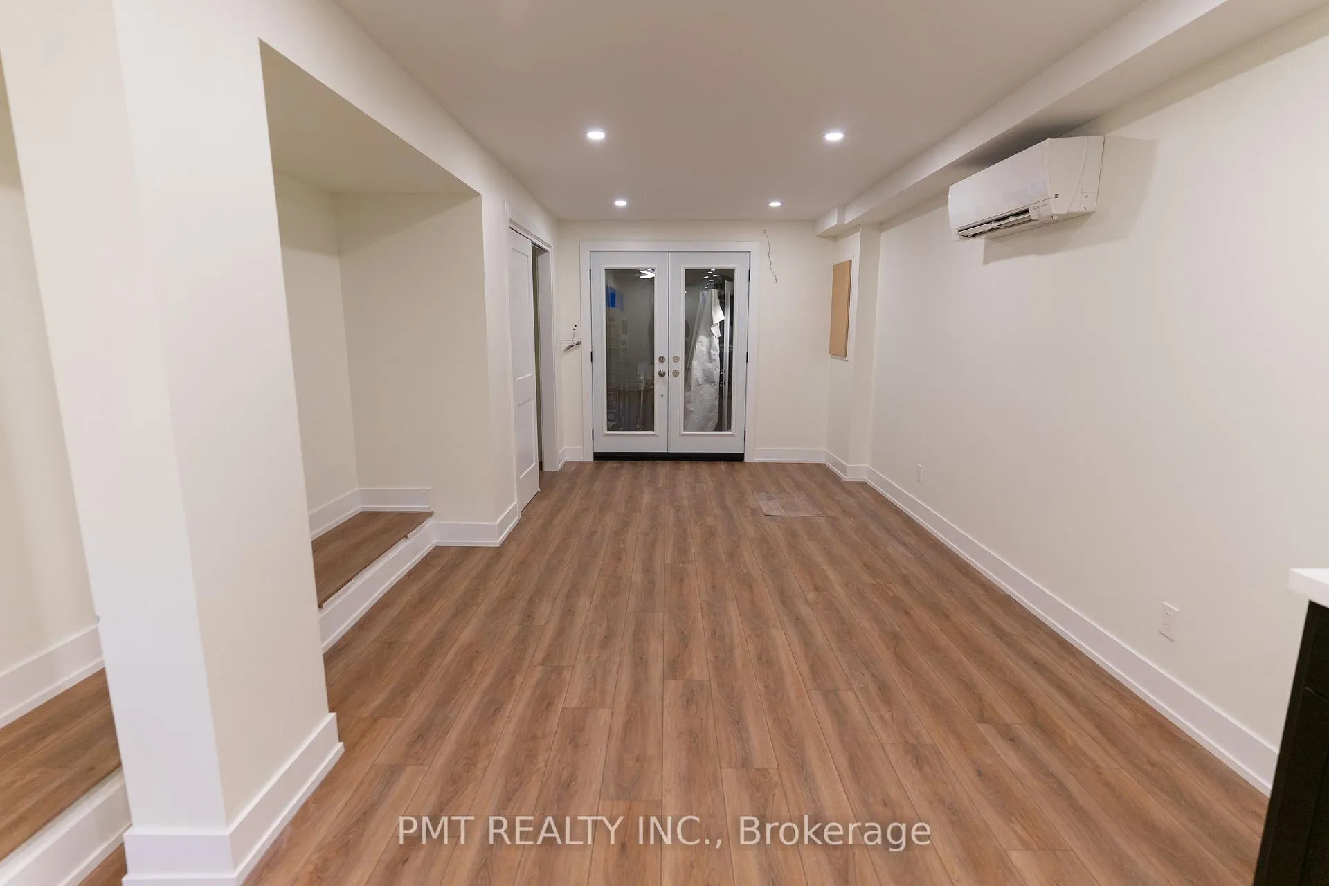 Photo 6 of Unit Bsmt, 55 Markham Street, Toronto, Trinity-Bellwoods — HOMEH