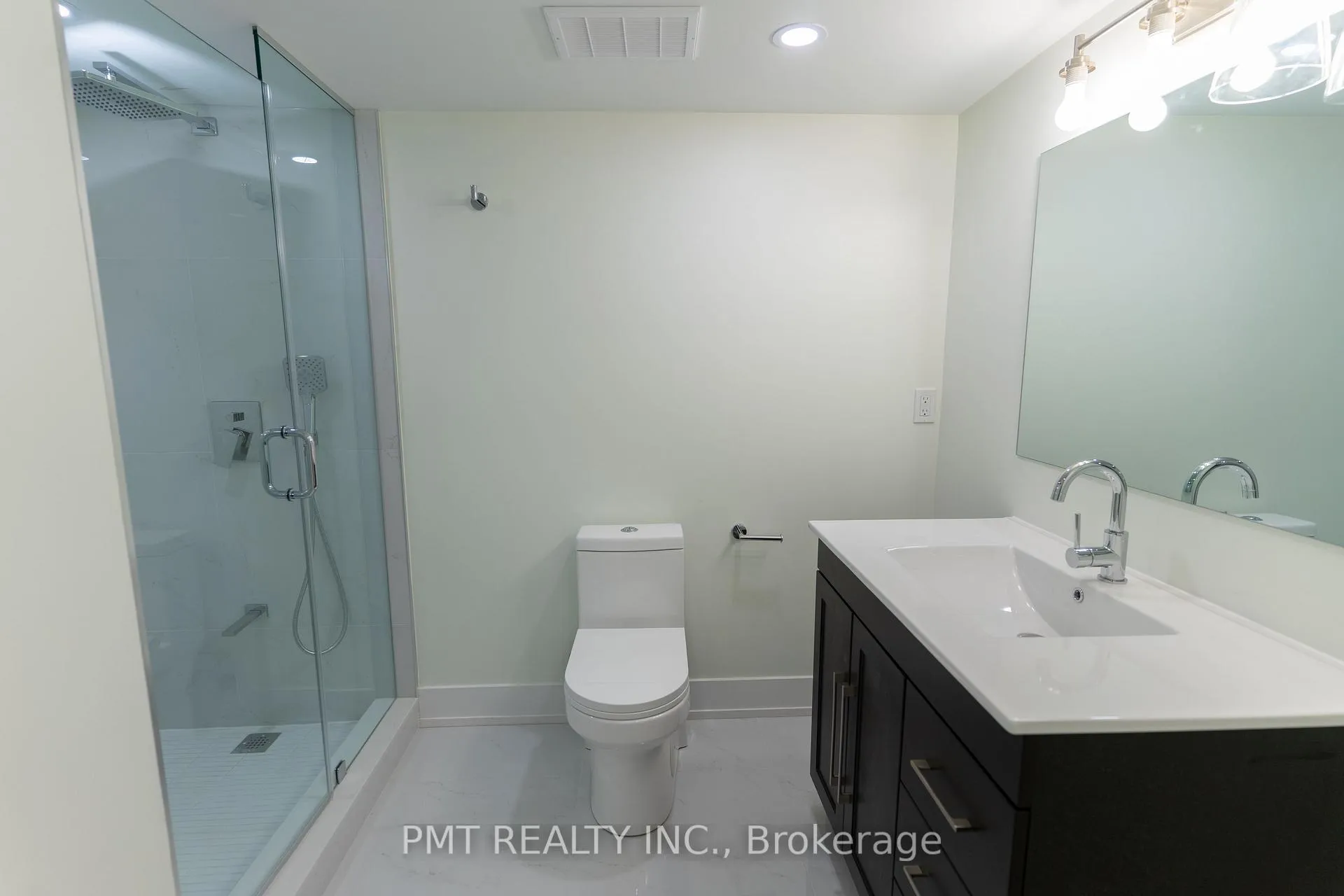 Photo 11 of Unit Bsmt, 55 Markham Street, Toronto, Trinity-Bellwoods — HOMEH