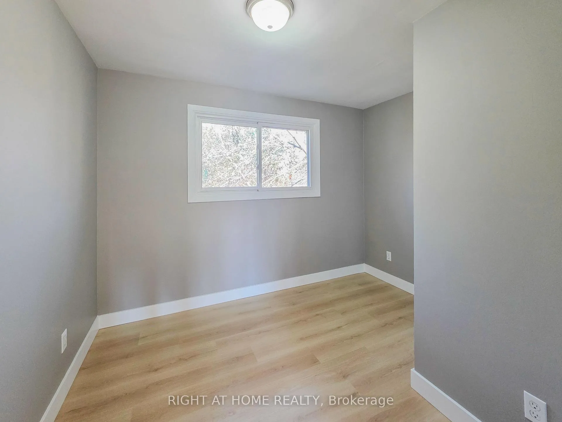 Photo 21 of Unit Upper, 488 Dean Avenue, Oshawa, Central — HOMEH