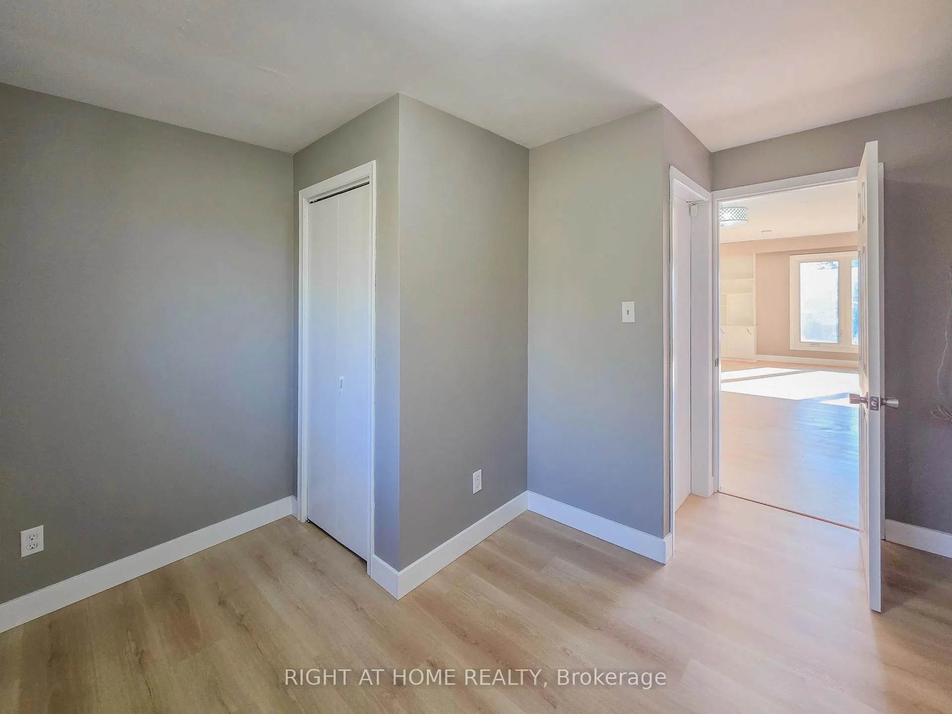 Photo 22 of Unit Upper, 488 Dean Avenue, Oshawa, Central — HOMEH