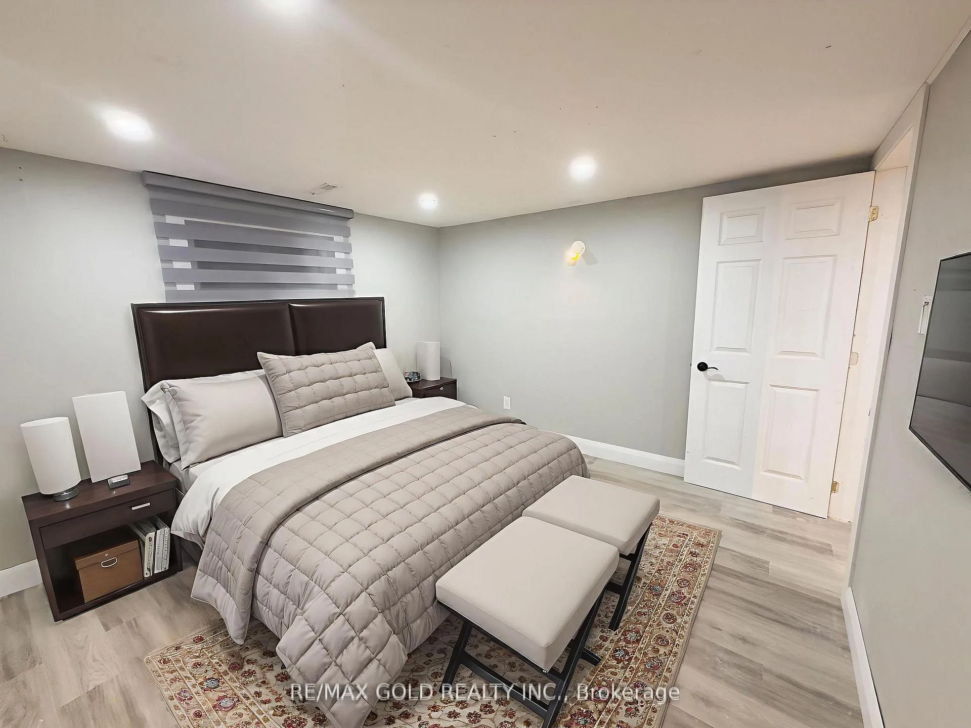 Photo 21 of Unit Lower, 156 Mooregate Crescent, Kitchener, Victoria Hills — HOMEH