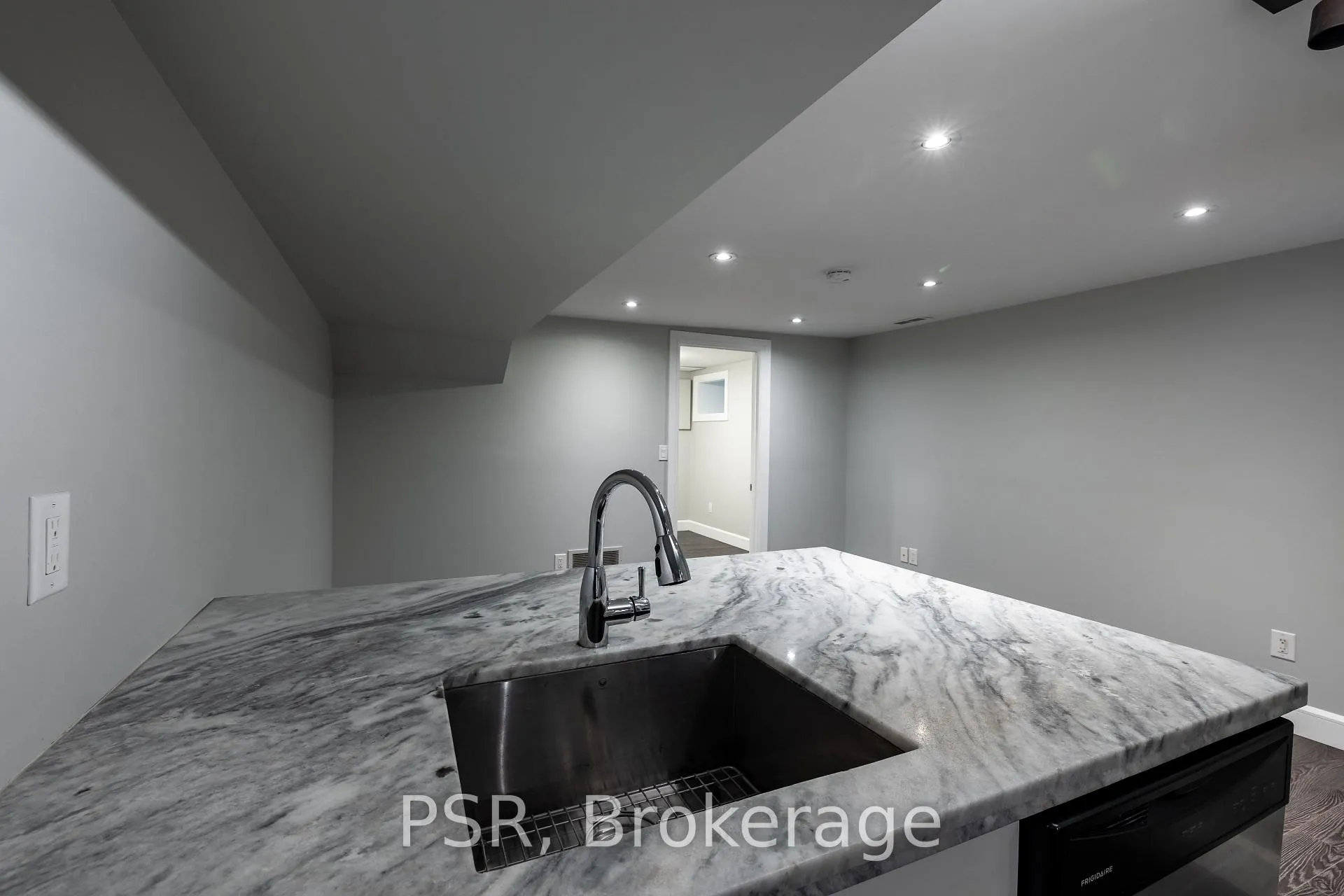 Photo 13 of Unit BSMT, 82 Dovercourt Road, Toronto, Trinity-Bellwoods — HOMEH