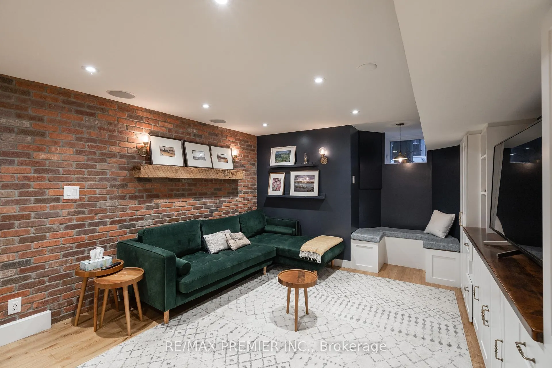 Photo 18 of 13 Manning Avenue, Toronto, Trinity-Bellwoods — HOMEH