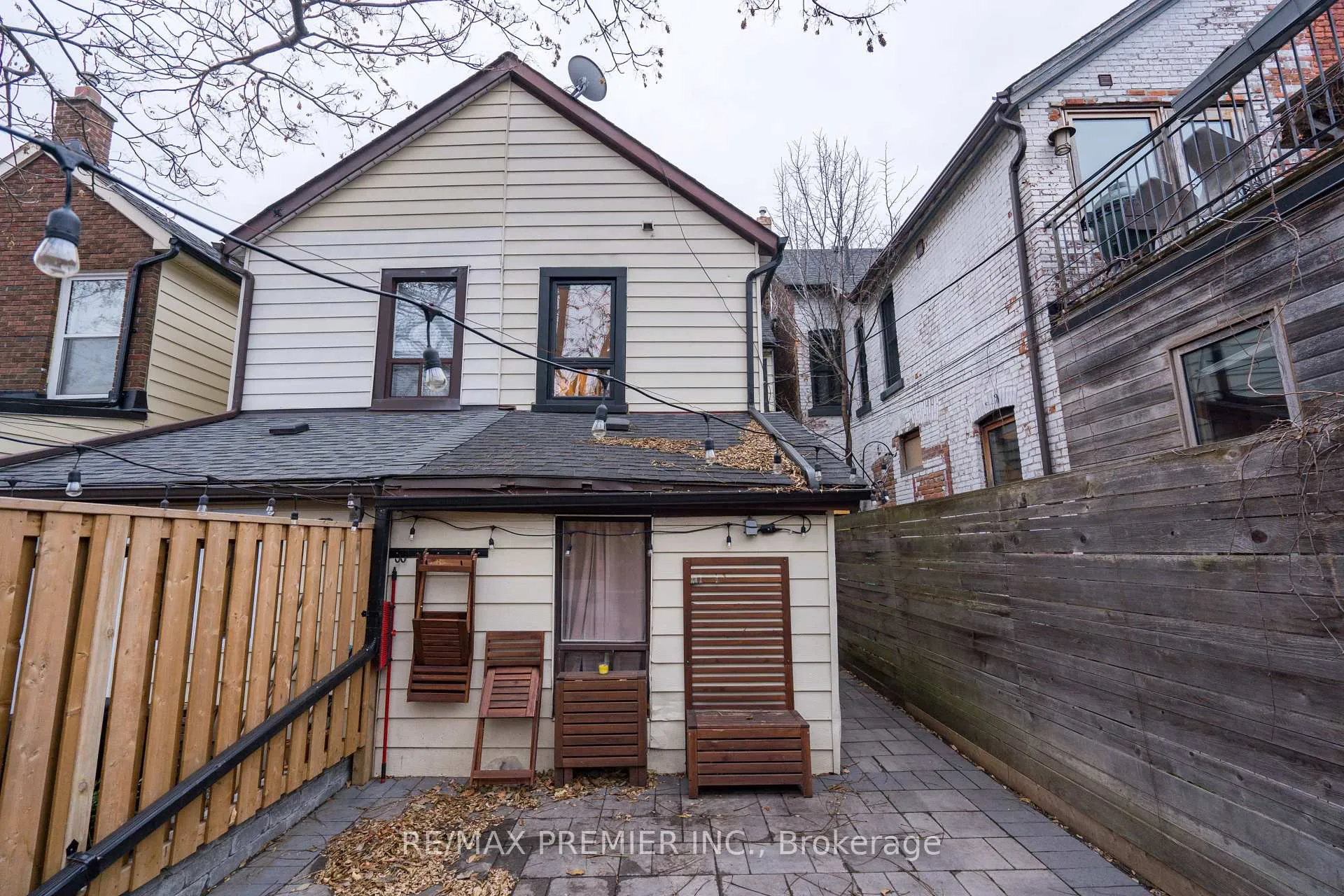 Photo 33 of 13 Manning Avenue, Toronto, Trinity-Bellwoods — HOMEH