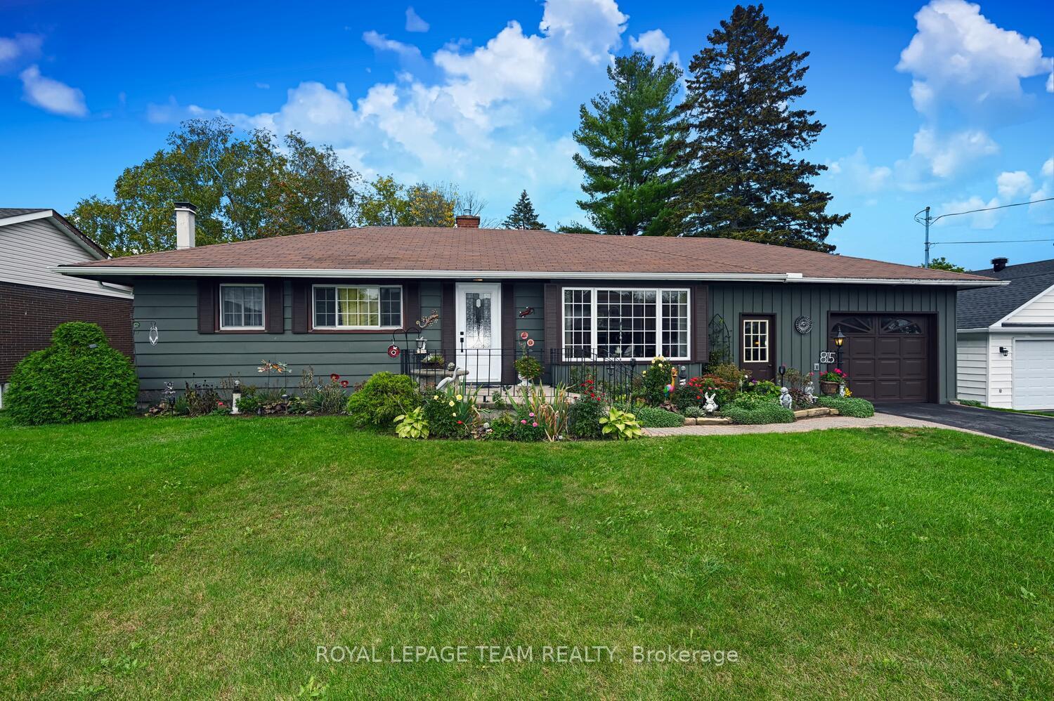 Photo 7 of 815 Joseph Street E, Edwardsburgh/Cardinal, Town of Cardinal — HOMEH