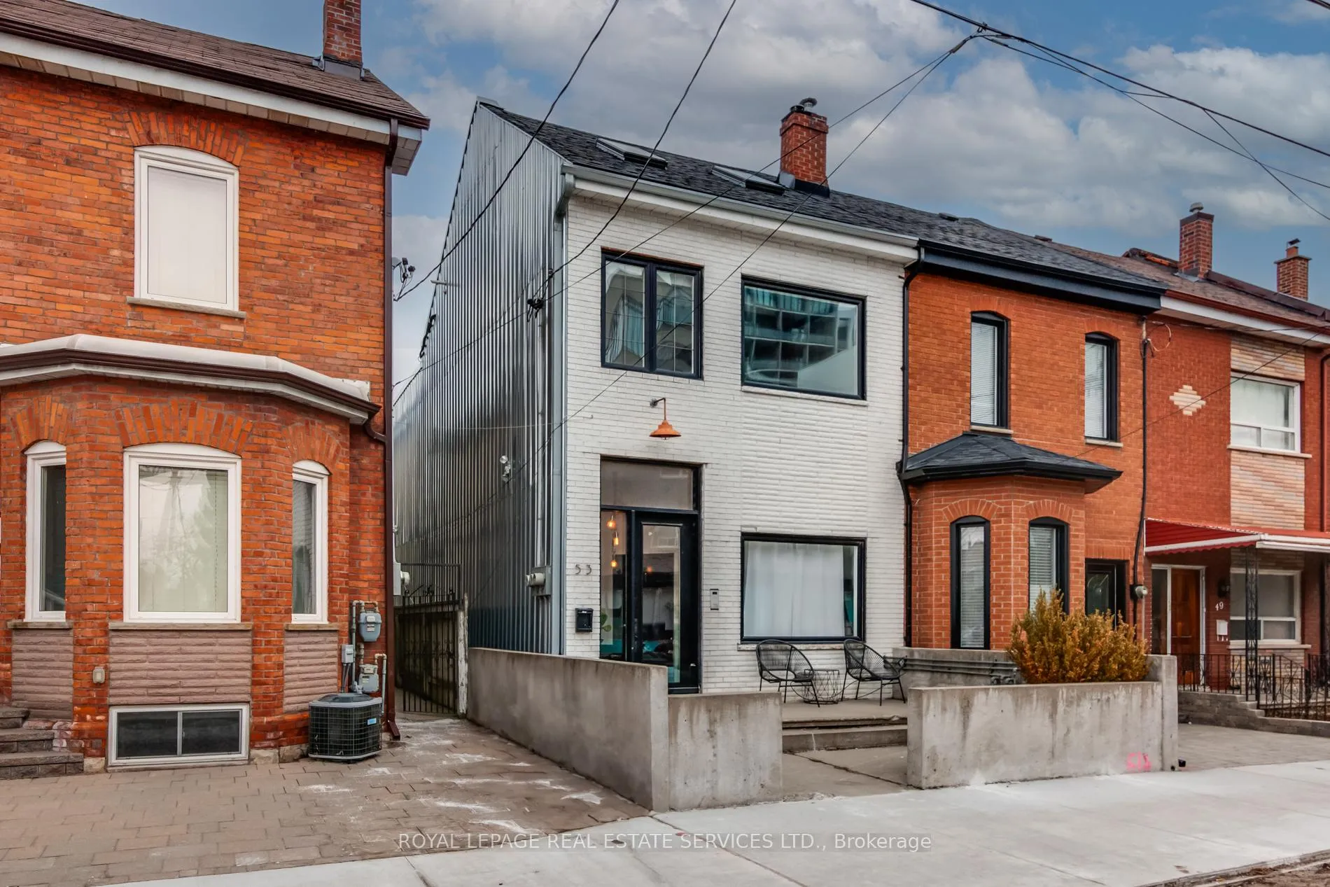 Photo 11 of Unit M, 53 Gladstone Avenue, Toronto, Little Portugal — HOMEH