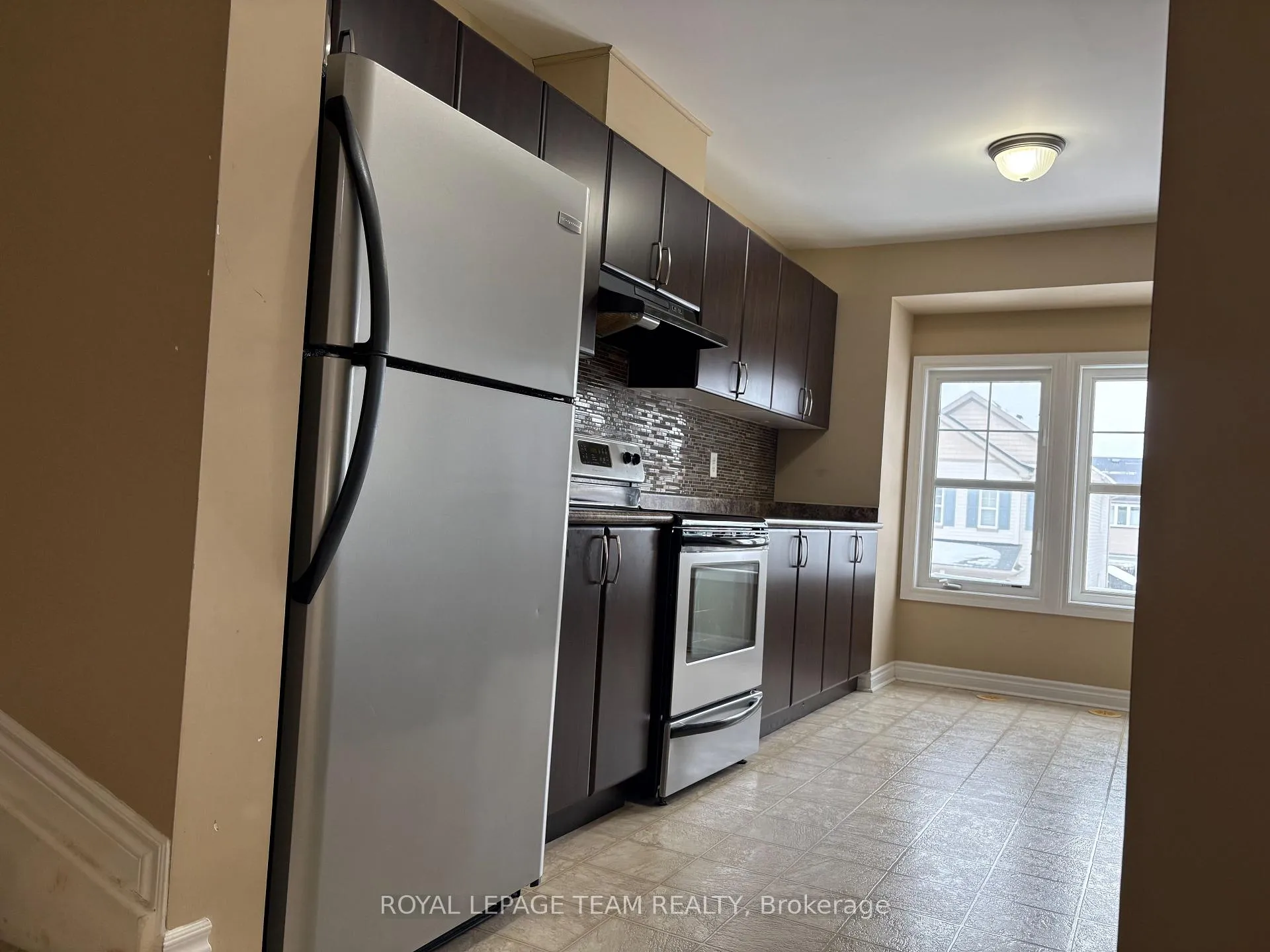 Photo 3 of 2652 Baynes Sound Way, Ottawa, Barrhaven - Half Moon Bay — HOMEH