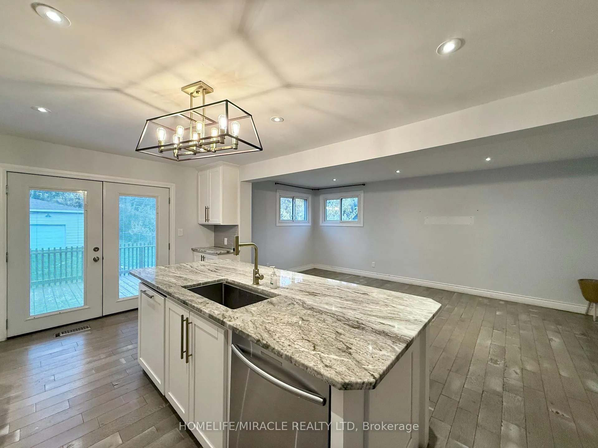 Photo 6 of 1710 Balfour Boulevard, Windsor — HOMEH