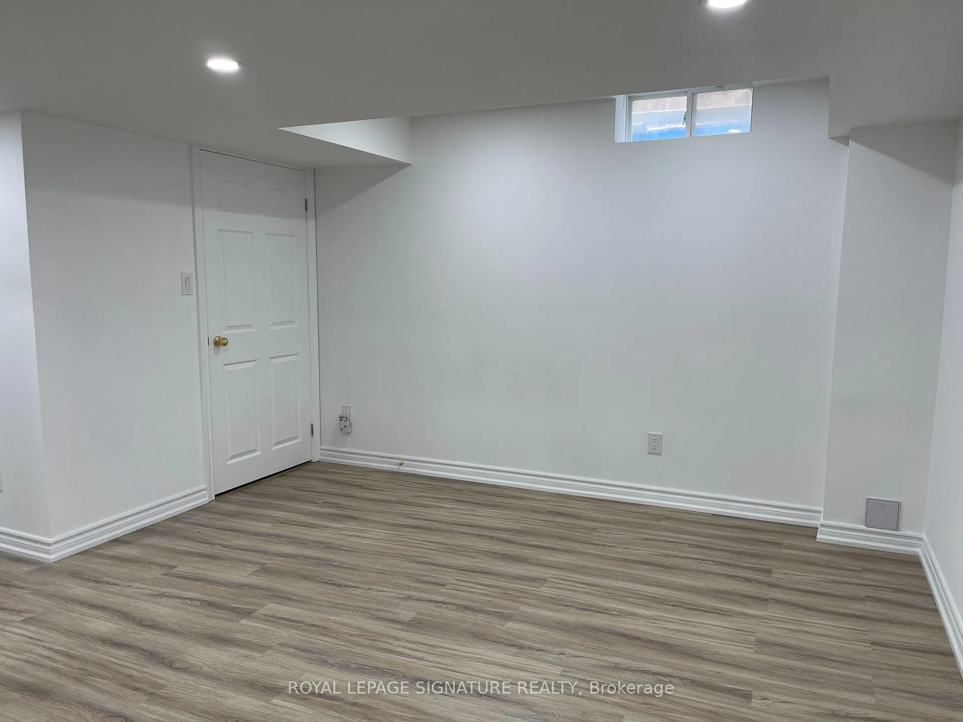 Photo 8 of Unit Bsmt, 46 Tara Crescent, Markham, Cedarwood — HOMEH