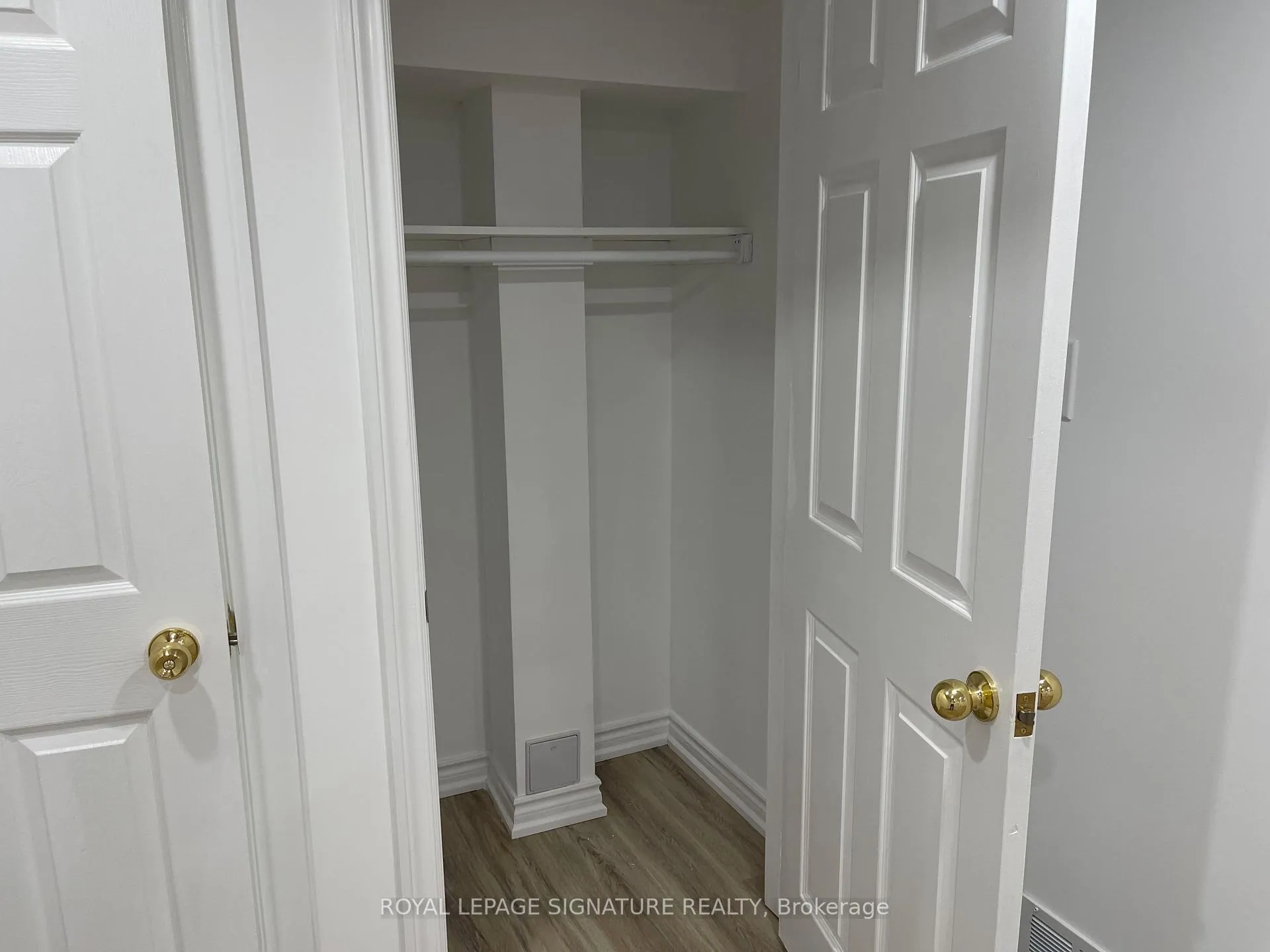 Photo 10 of Unit Bsmt, 46 Tara Crescent, Markham, Cedarwood — HOMEH
