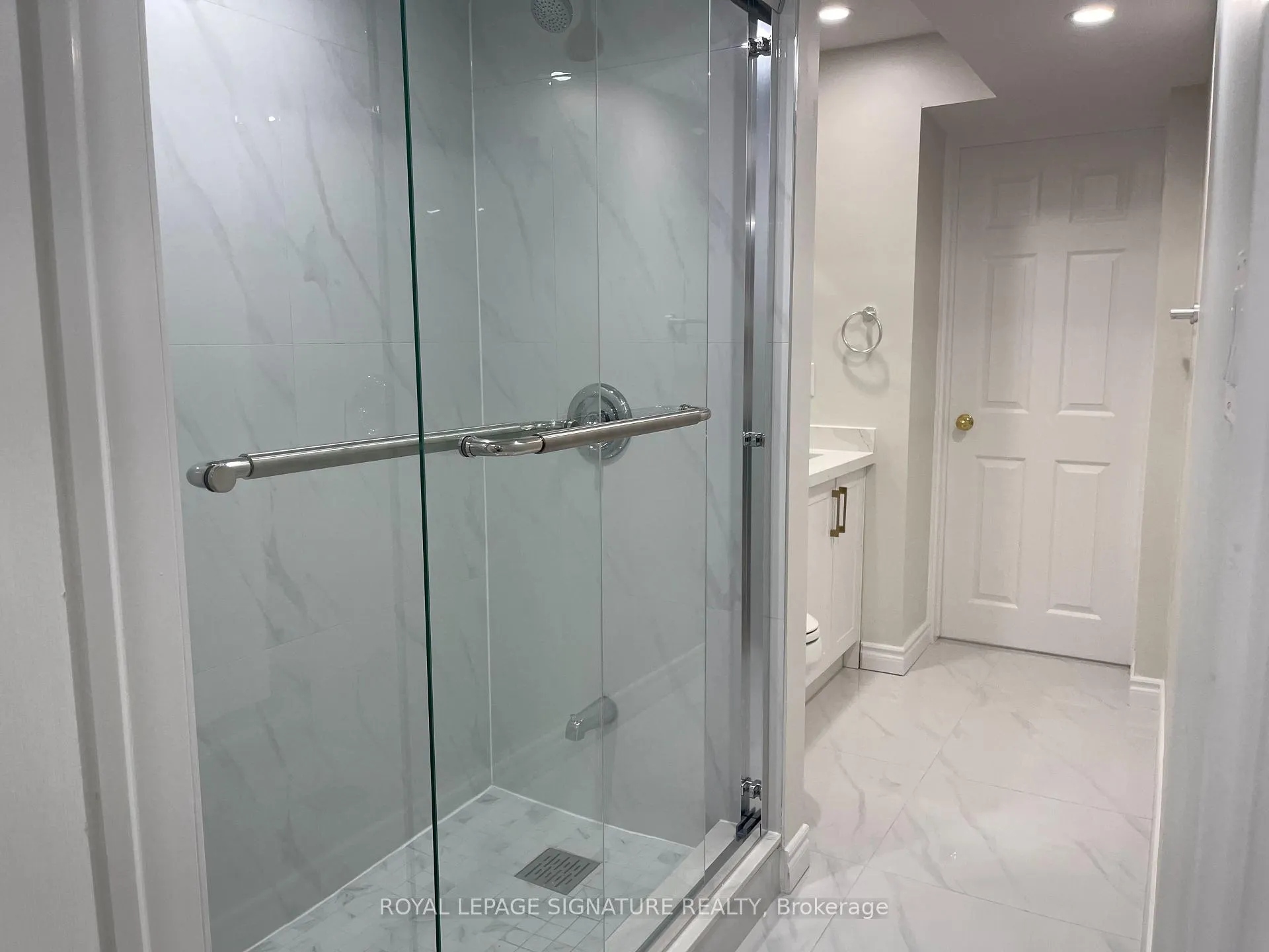 Photo 13 of Unit Bsmt, 46 Tara Crescent, Markham, Cedarwood — HOMEH