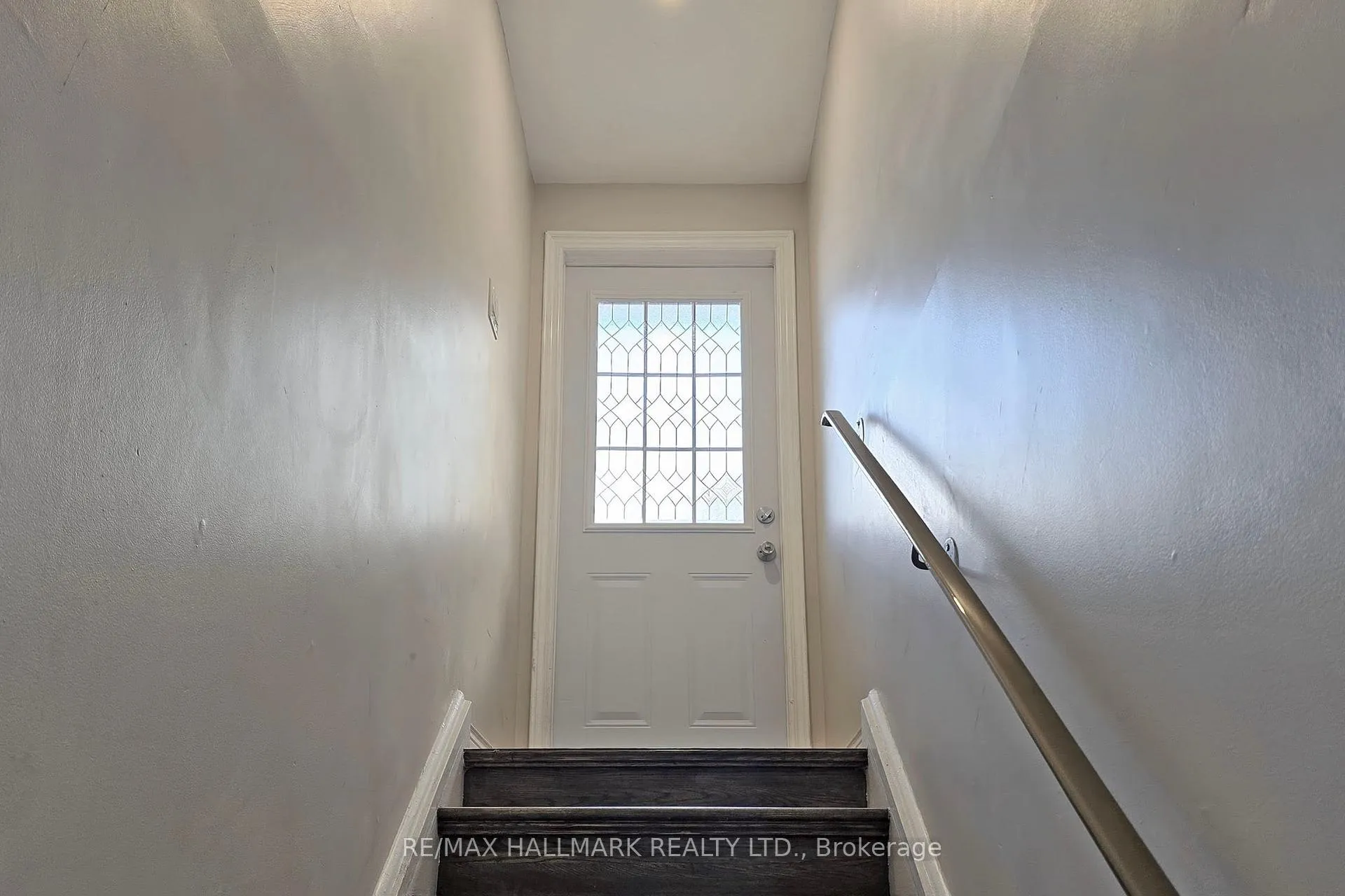 Photo 6 of 86 Laird Drive, Toronto, Leaside — HOMEH