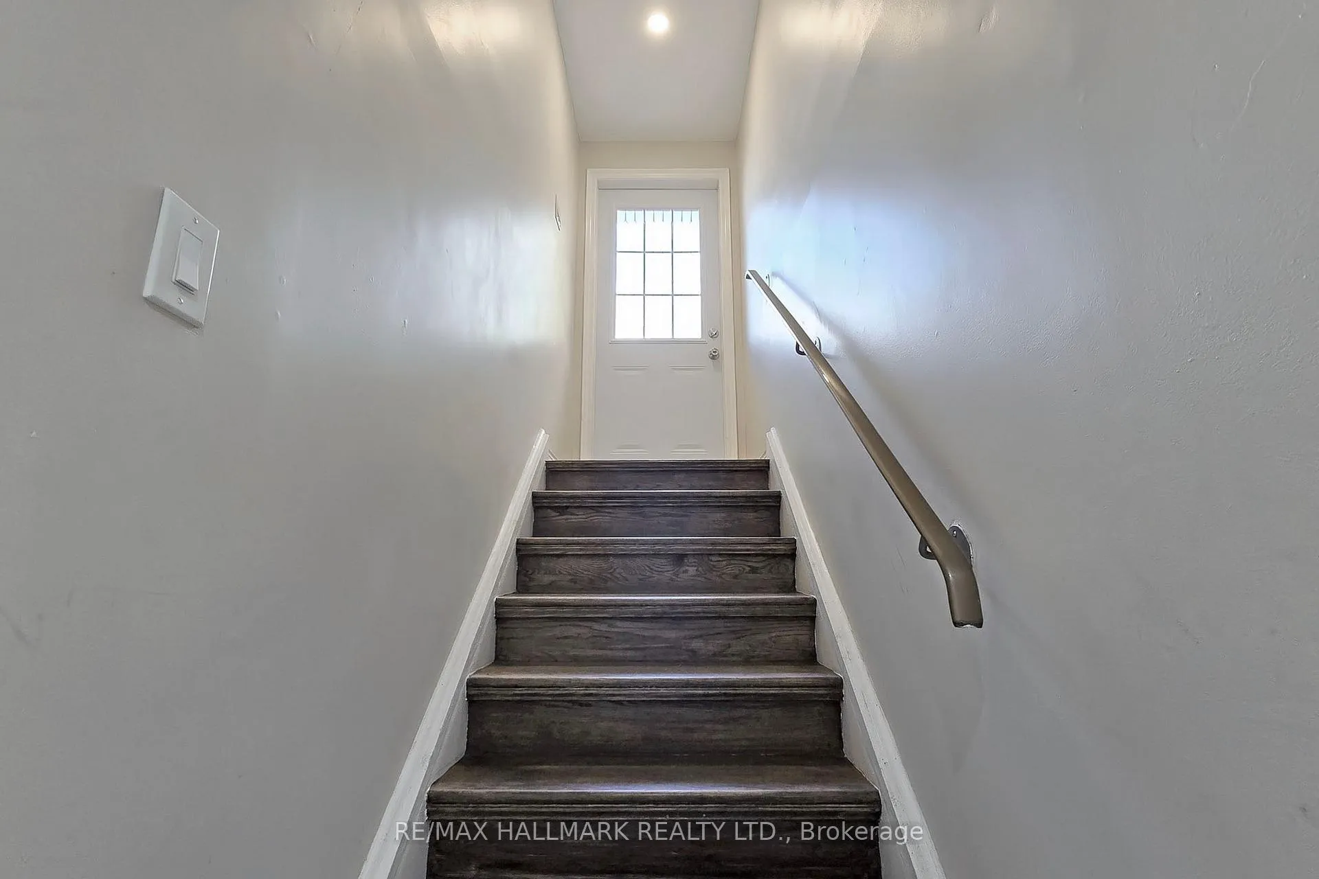 Photo 7 of 86 Laird Drive, Toronto, Leaside — HOMEH