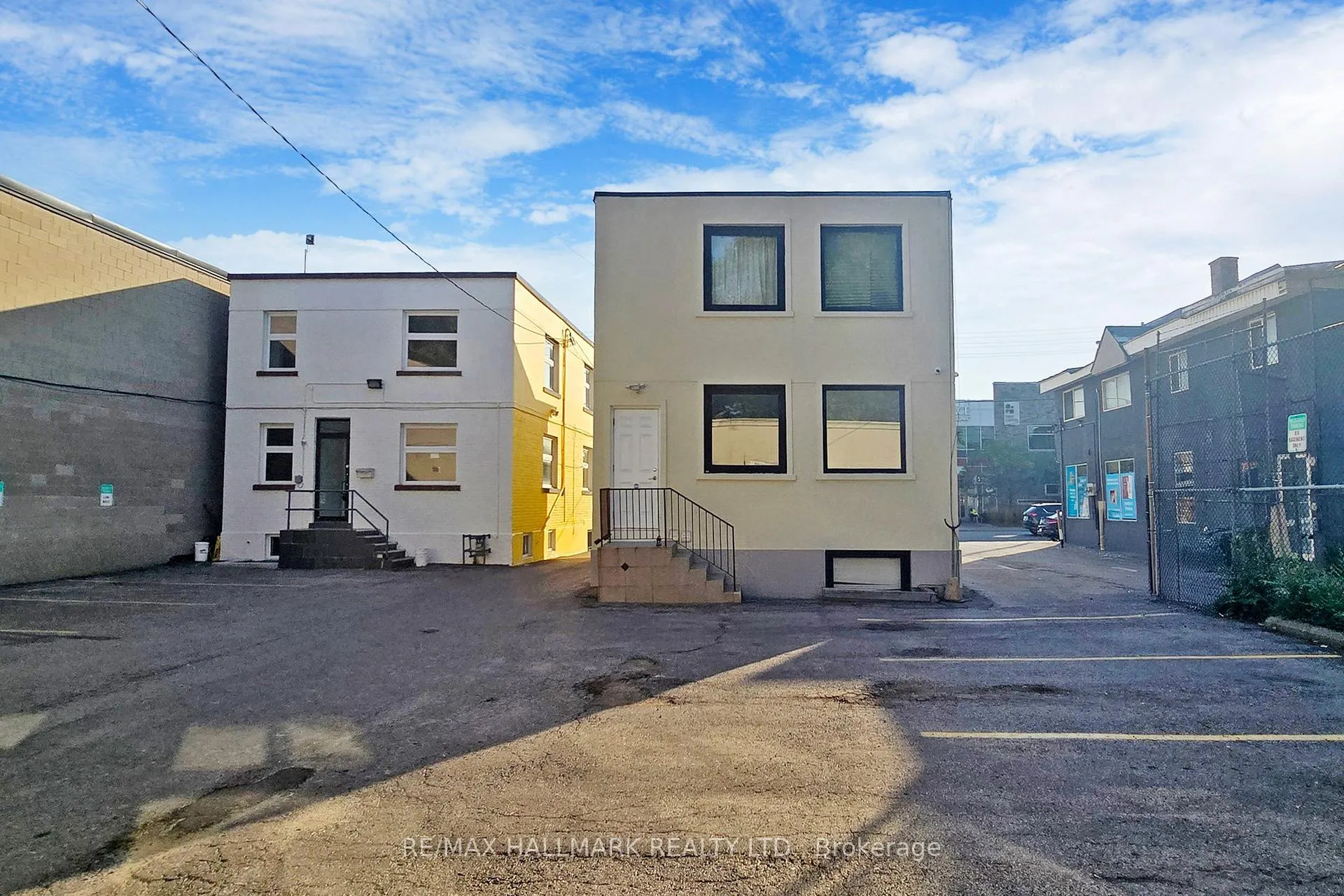 Photo 26 of 86 Laird Drive, Toronto, Leaside — HOMEH
