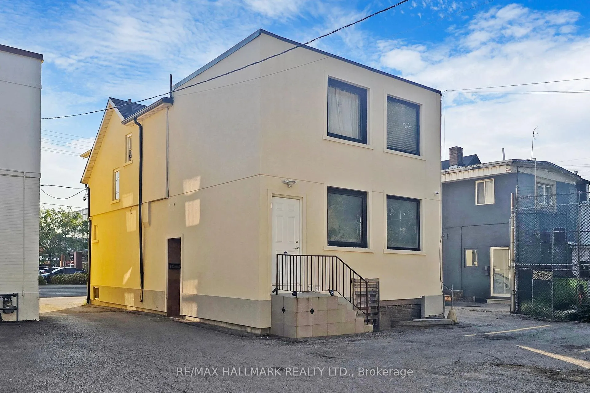 Photo 30 of 86 Laird Drive, Toronto, Leaside — HOMEH