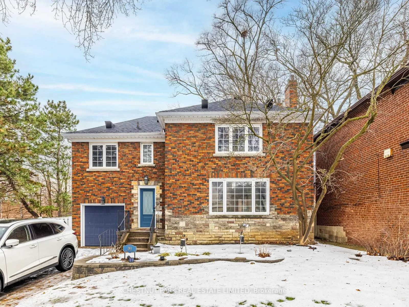 Photo 1 of 263 Old Forest Hill Road, Toronto, Forest Hill North — HOMEH