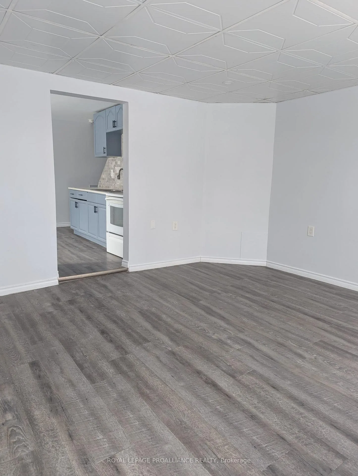 Photo 16 of 18 Jones Street, Belleville, Belleville Ward — HOMEH