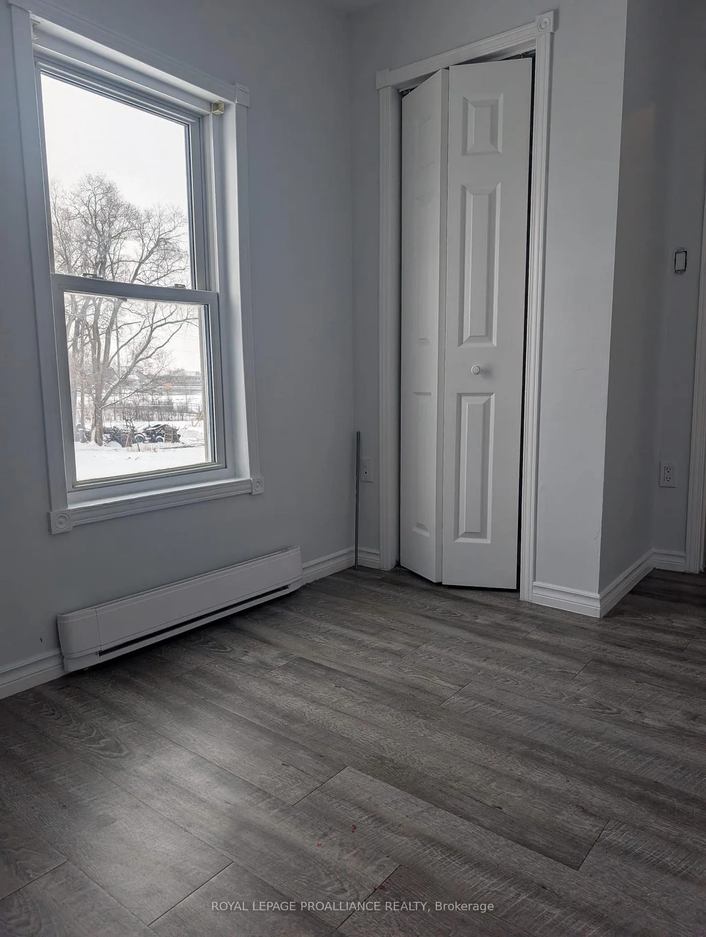 Photo 31 of 18 Jones Street, Belleville, Belleville Ward — HOMEH